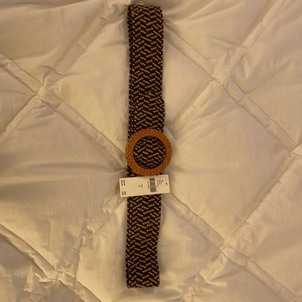 Belt with black camel caramel and stretch!